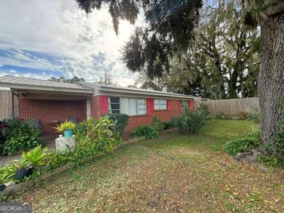 2736 4th Street