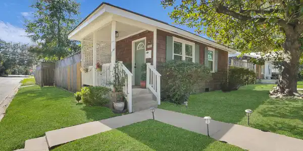 1319 E 58Th Street, Savannah GA 31404