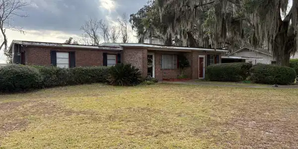 601 Fort King George Drive, Darien GA 31305