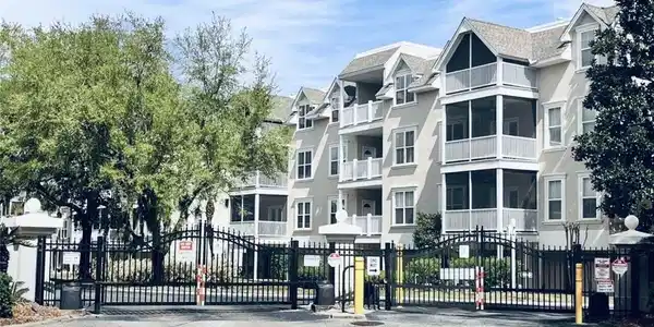 136 Shady Brook Circle # 201, St. Simons GA 31522