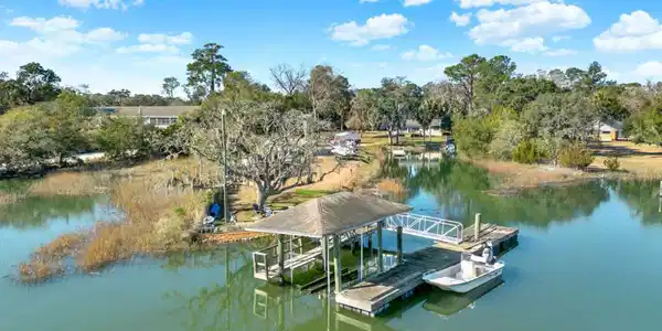 2724 Livingston Avenue, Savannah GA 31406