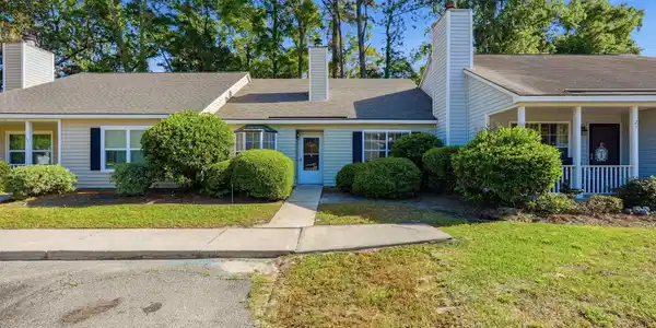 22 Longview Bluff Drive E, Savannah GA 31419