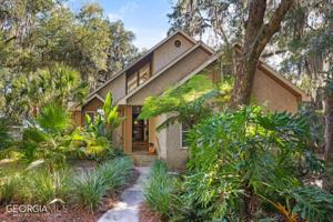 1272 E Black Island Road