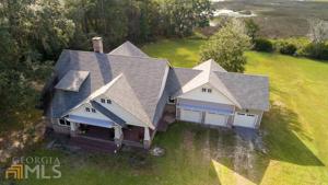 1445 NE Eagle Neck Drive