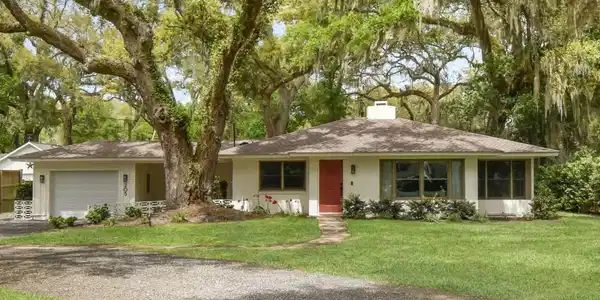 205 Youngwood Drive, St. Simons GA 31522