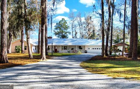 1720 E. Black Island Drive