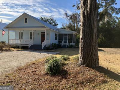 905 SE Wayne Street No Street Suffix # B, Darien GA 31305