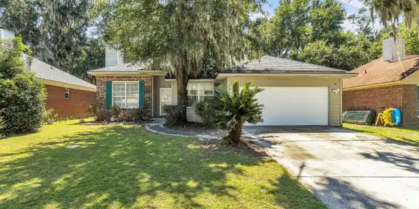 21 Rose Hill Drive, Savannah GA 31419