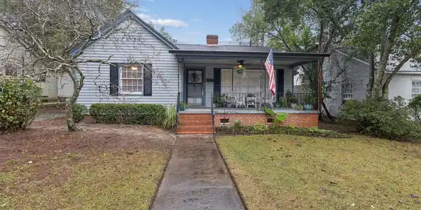 1405 E 54th Street, Savannah GA 31404