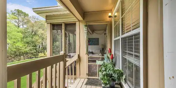 401 N Cromwell Road # T6, Savannah GA 31410