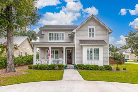 104 Debrooke Place