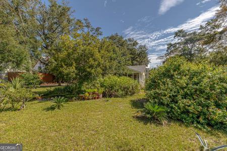 1112 George Lotson Avenue