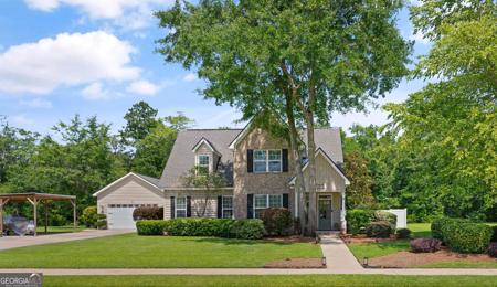 1118 Charlton Chase Lane NE