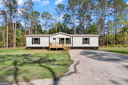 1048 Austin Place SE, Darien GA 31305