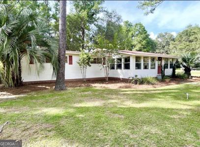 1031 Moore Haven Cir NE