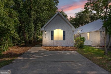 105 Palmetto Street