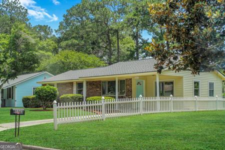 2203 Teresa Drive