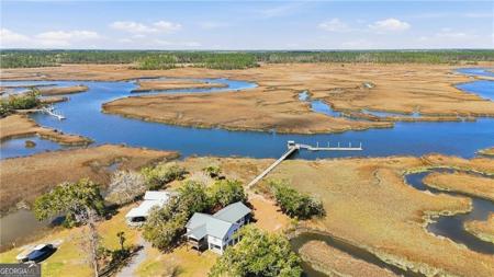 1116 Pleasure Point Lane NE, Townsend GA 31331