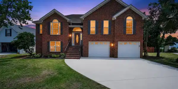 33 Runabout Lane, Savannah GA 31410
