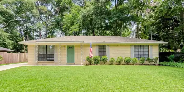 1348 Whitfield Park Drive, Savannah GA 31406