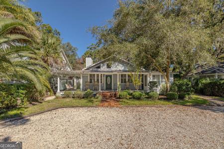 553 Magnolia Avenue, St. Simons GA 31522