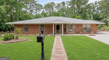 1001 Poppell Drive, Darien GA 31305