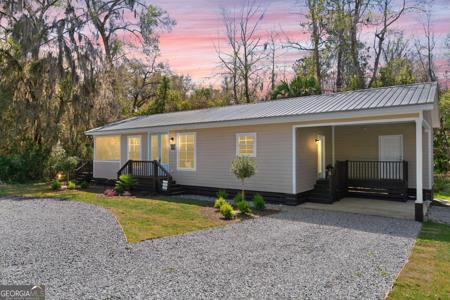 1076 Blue N Hall Road SE, Darien GA 31305