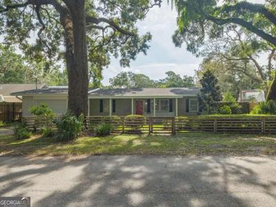 204 Fourth Avenue, St. Simons GA 31522