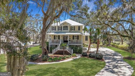 1108 E Mission Lane SE, Darien GA 31305
