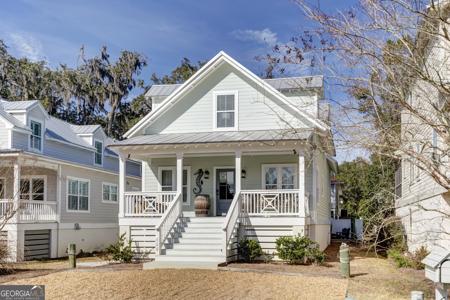 606 Holly Street, St. Simons GA 31522