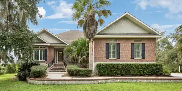 915 Riverview Drive E, St. Marys GA 31558