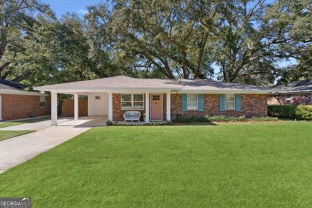 907 Mallery Street, St. Simons GA 31522