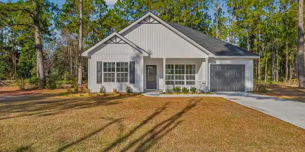 1190 Kimberly Lane SE, Darien GA 31305