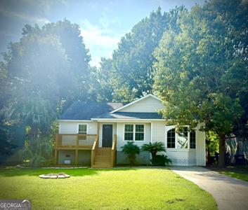 210 Redan Drive, Savannah GA 31410