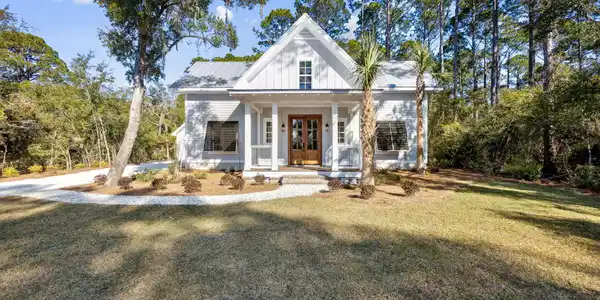 108 White Caps Way, St. Marys GA 31558