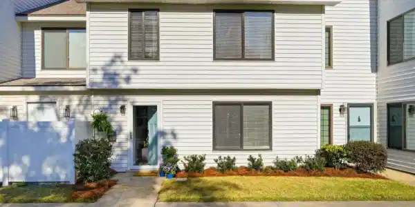 805 Mallery Street # B, St. Simons GA 31522