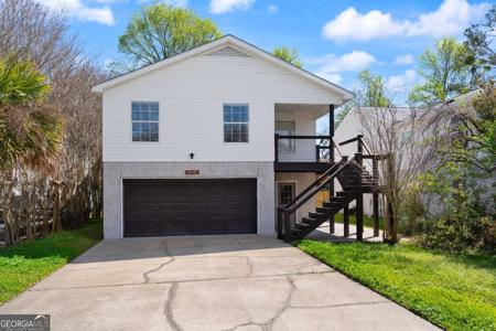 232 Georgia Street, St. Simons GA 31522