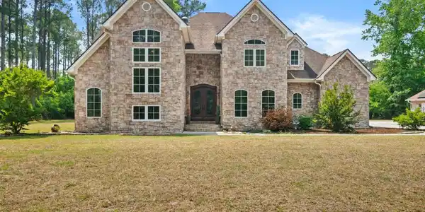 1198 Fiddlers Cove NE, Townsend GA 31331