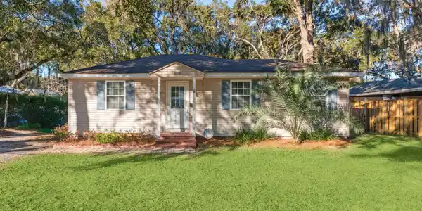 57 Maxwell Avenue, St. Simons GA 31522