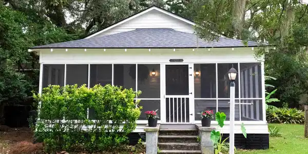 1217 E 67th Street, Savannah GA 31404