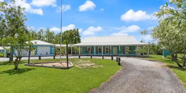 6370 Dover Bluff Road, Waverly GA 31565