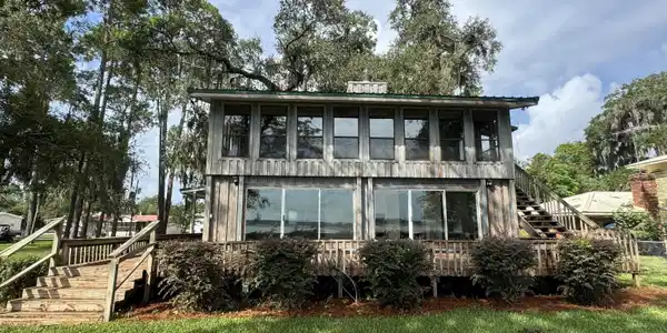 863 HICKORY BLUFF Road, Waverly GA 31565