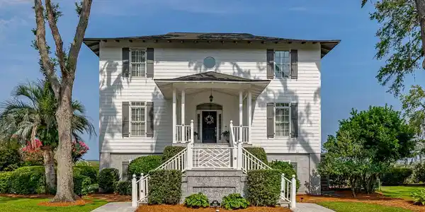 941 Champney, St. Simons GA 31522
