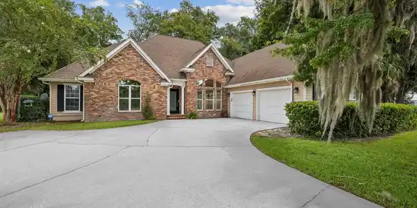 912 Riverview Drive E, St. Marys GA 31558