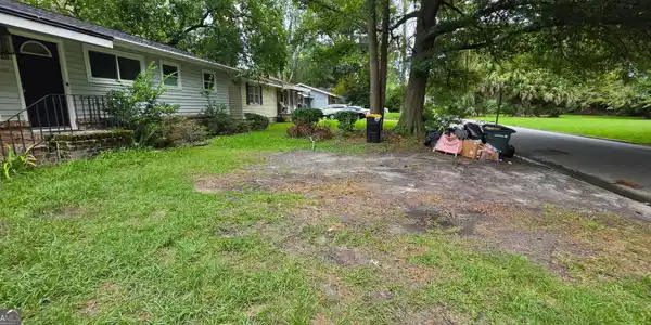 2030 E 42nd Street, Savannah GA 31404