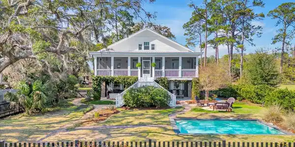 690 Japonica Drive, Midway GA 31320