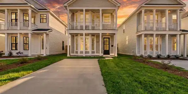 1207 E 34th Street, Savannah GA 31404