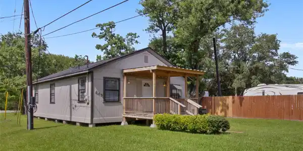 805 28 1/2
