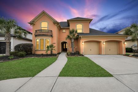 2256 Lake Cove Way