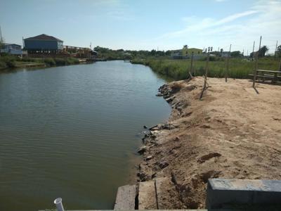 00 Bayou Lane